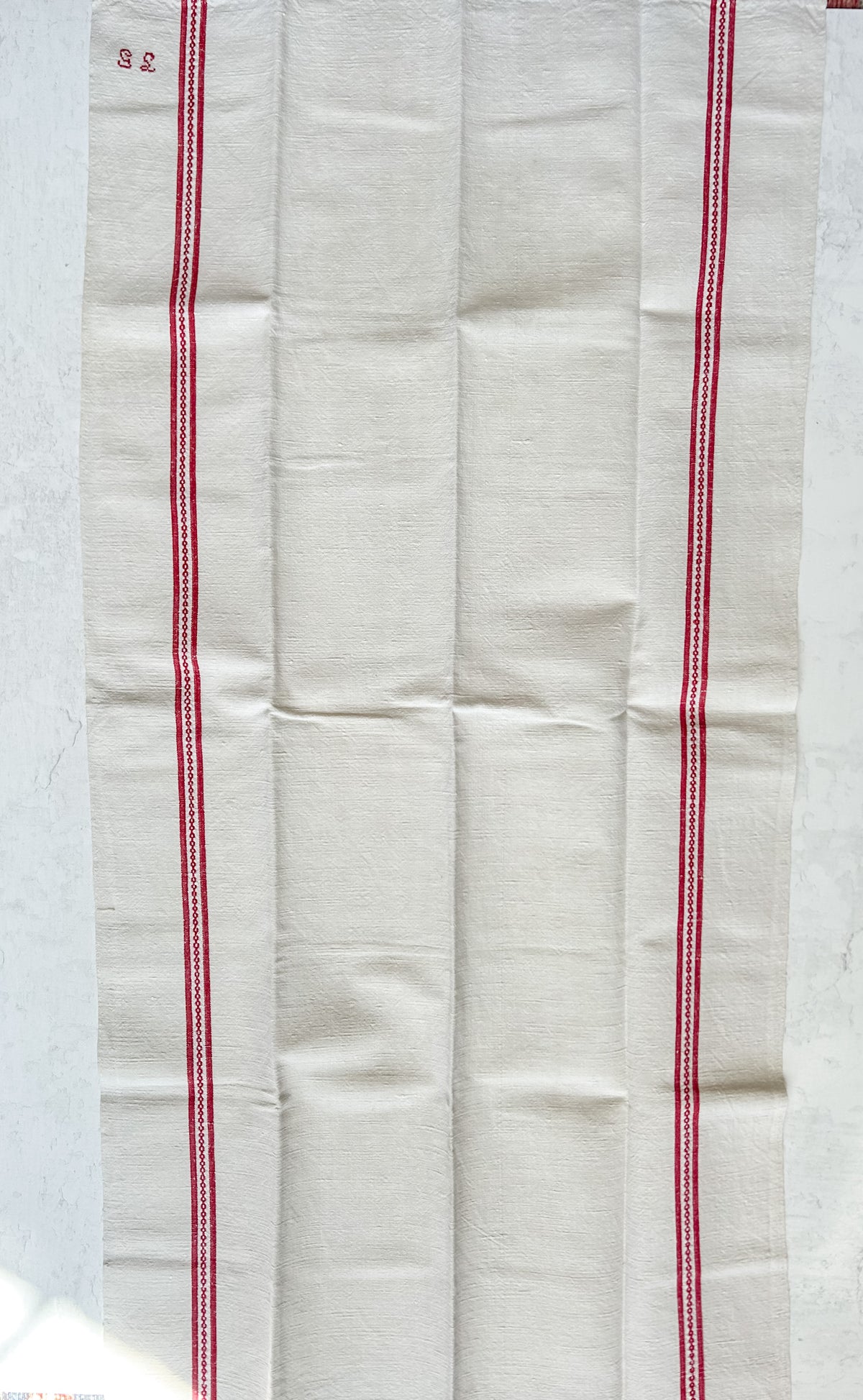 Vintage French Linen Torchon