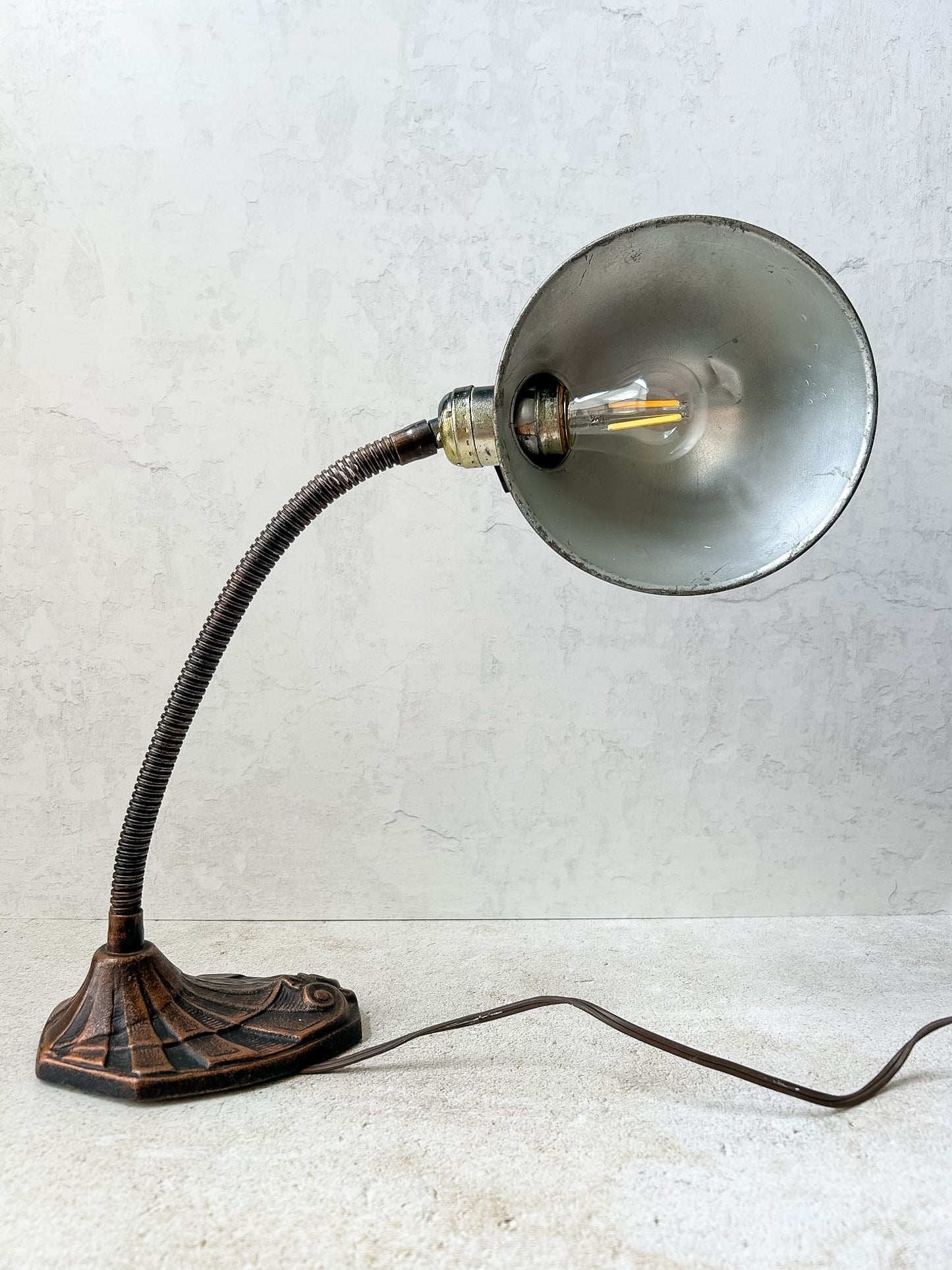 Vintage Paries Mfg. Co. Art Deco Gooseneck Desk Lamp