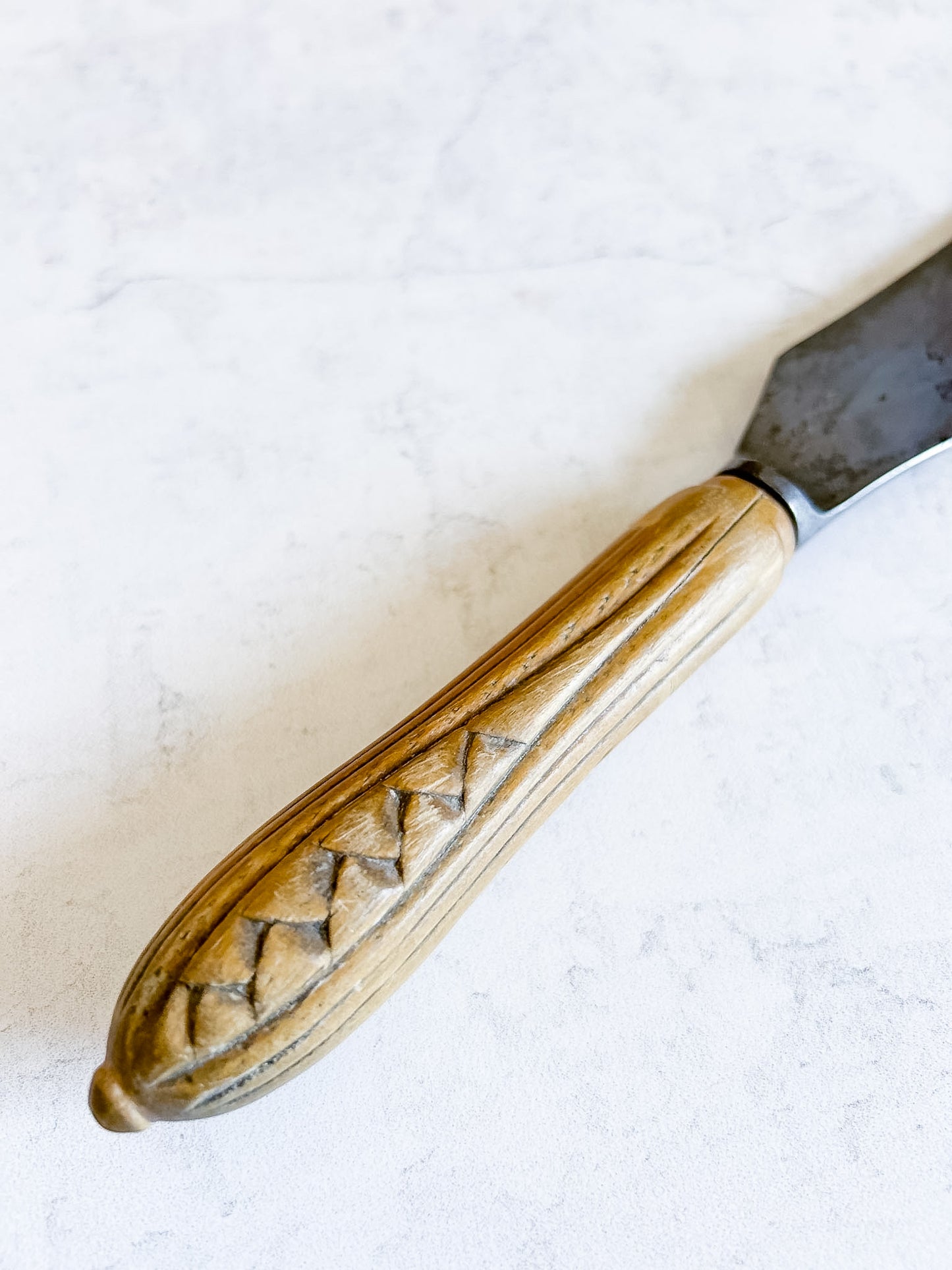Vintage English Wooden Handle Bread Knife