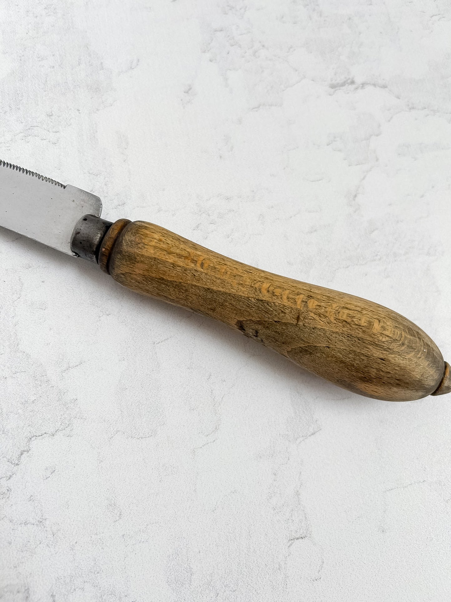 Vintage English Bread Knife with Carved "BREAD" Handle