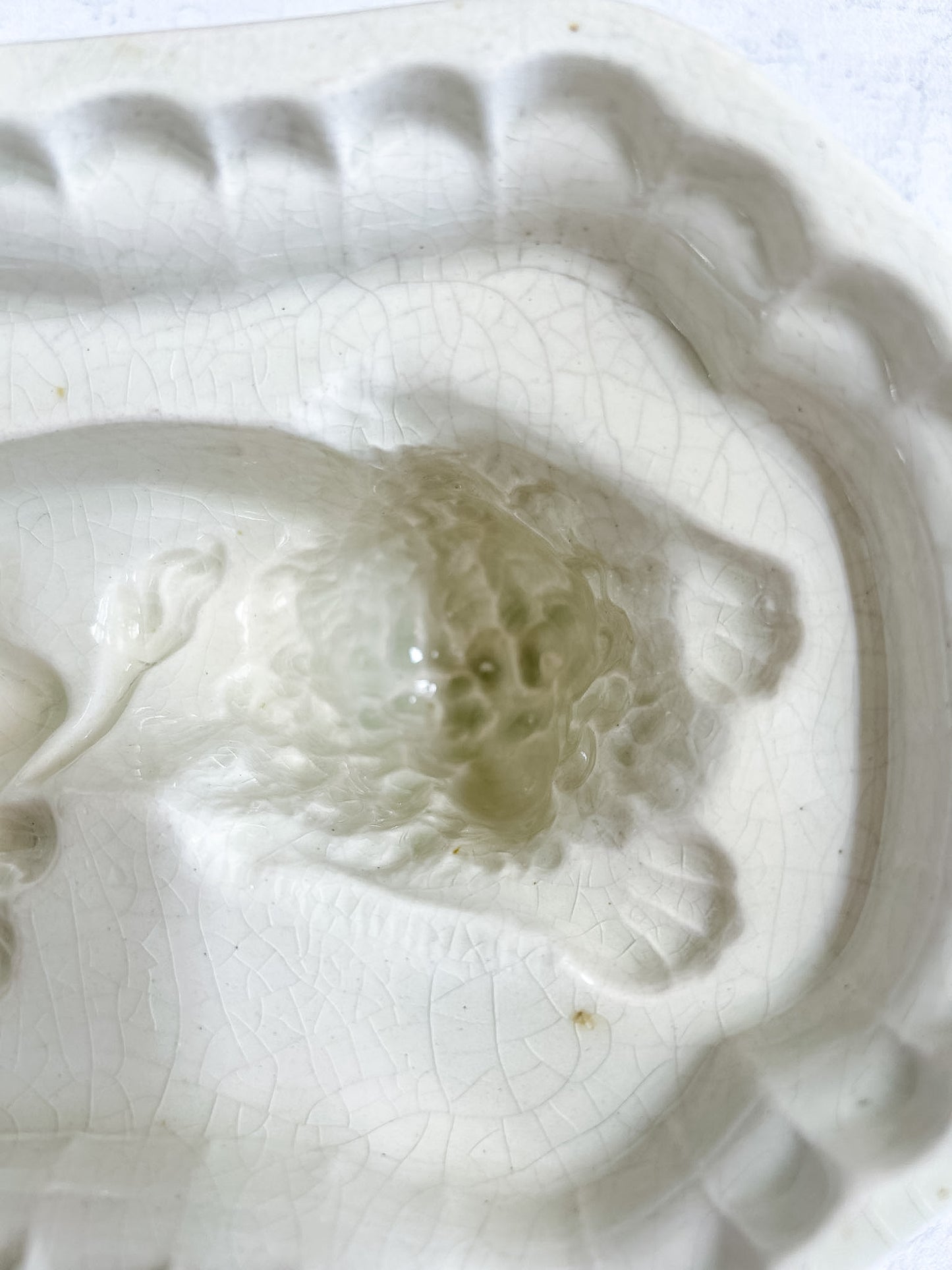 Antique English Ironstone Lion Food Mold