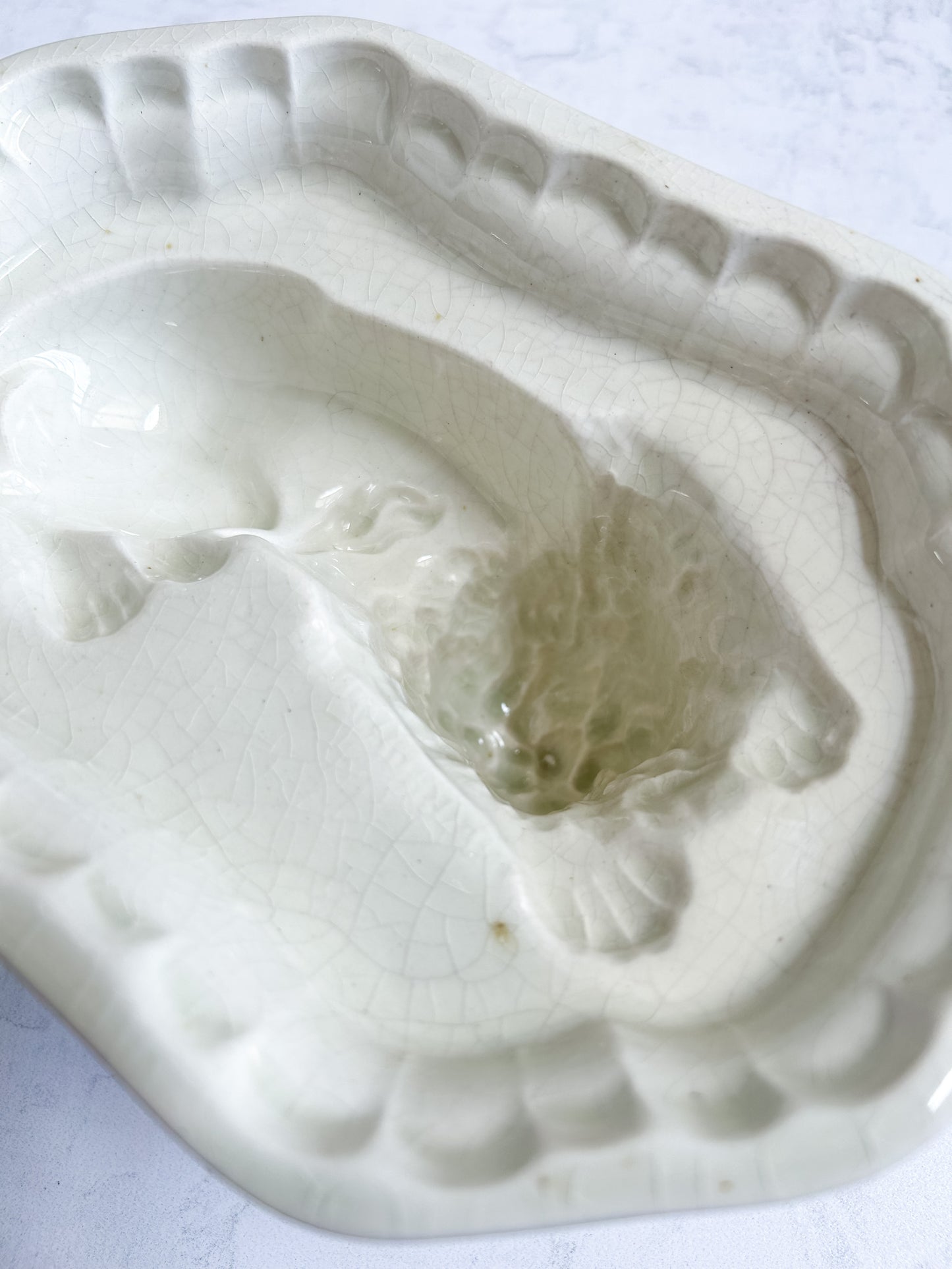 Antique English Ironstone Lion Food Mold