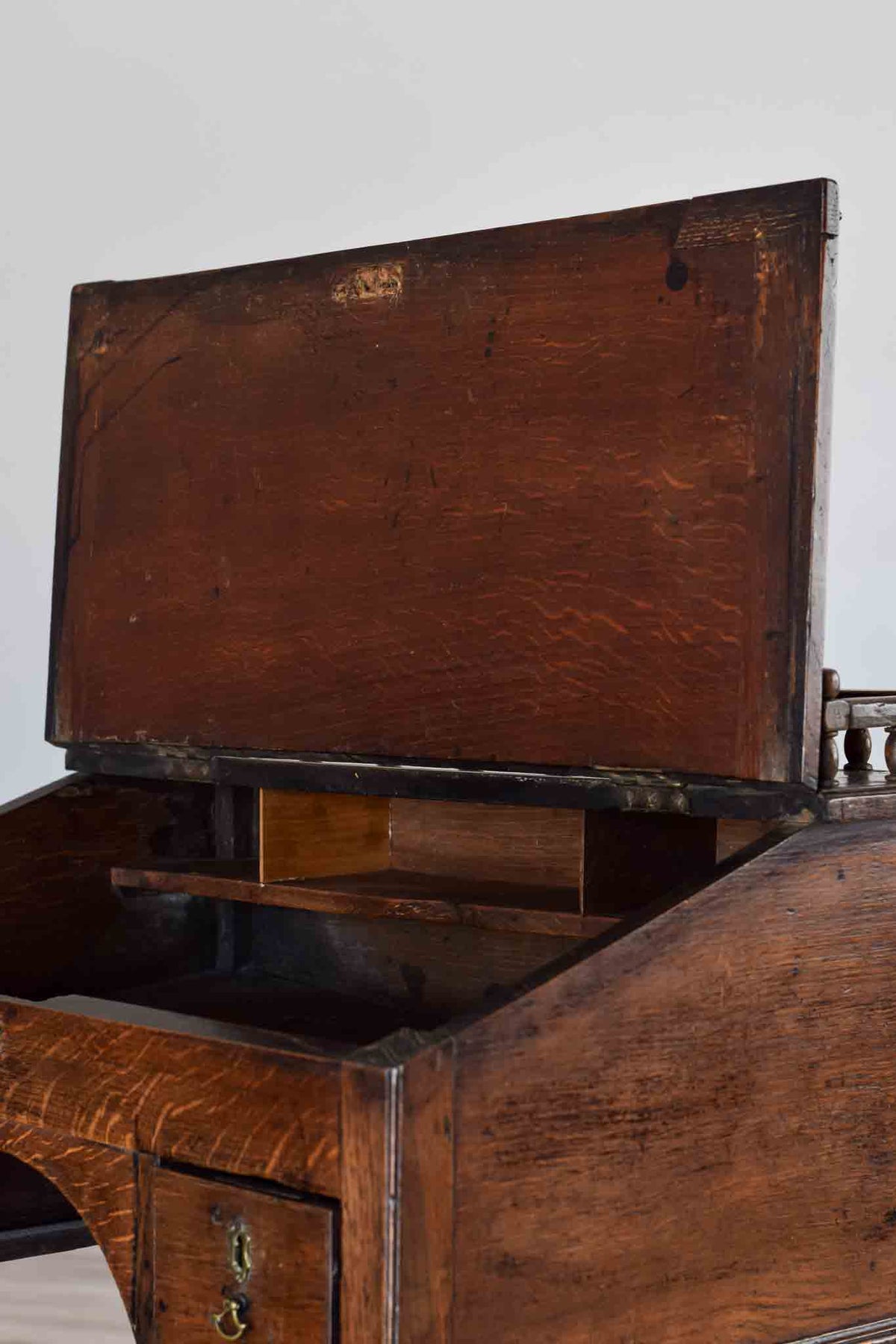 Antique Victorian English Oak Clerk’s Desk
